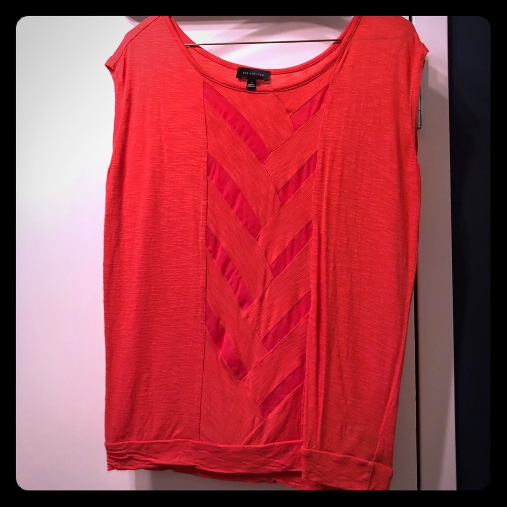 Limited casual top